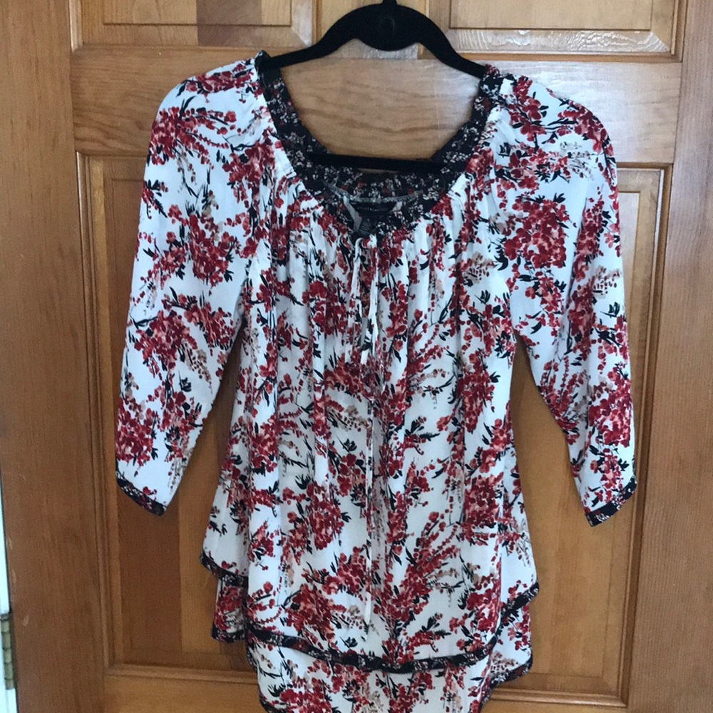 WHBM Multi color Blouse 1/4 sleeve Size Small